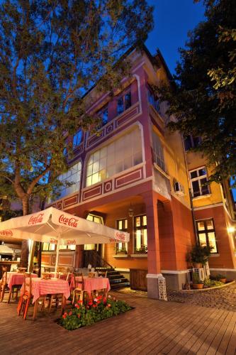Guest House 32 - image 2