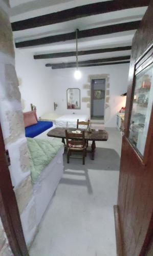 1 double bed, 1 twin bed, 1 sofa bed