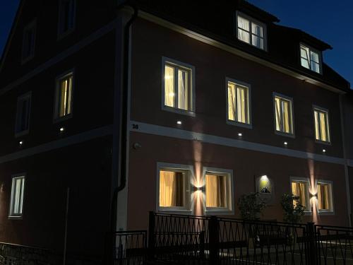 Kirschbaum Apartment - image 6