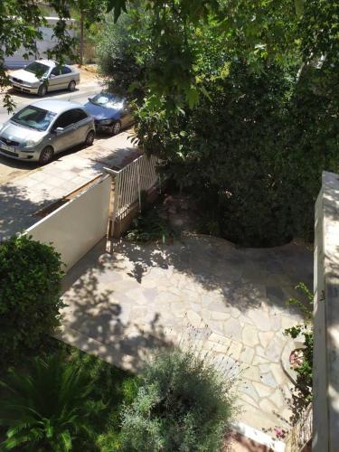 Tiny Little House, Athens (photo 9)
