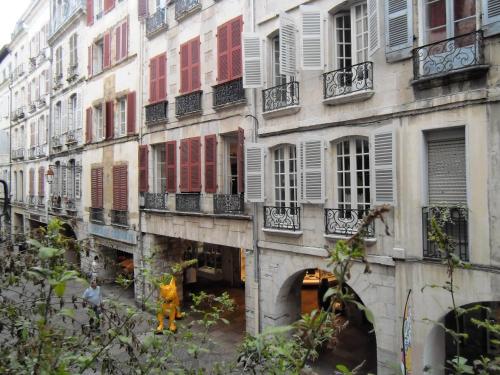 Hôtel des Arceaux - image 9