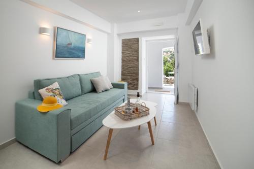 Korina's Suites, Andros (foto 4)