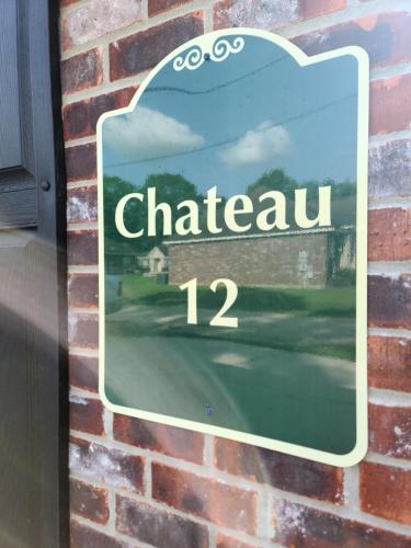 Chateau 12