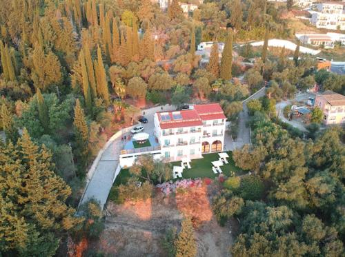 Nikoli Apartments - Photo 3