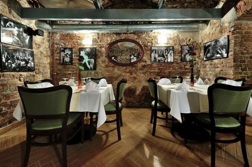Restaurant, Hotel Centrum Sosnowiec in Sosnowiec