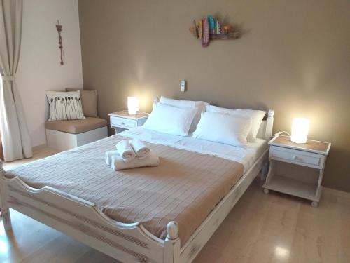 . LAGADA HOLIDAY ROOMS