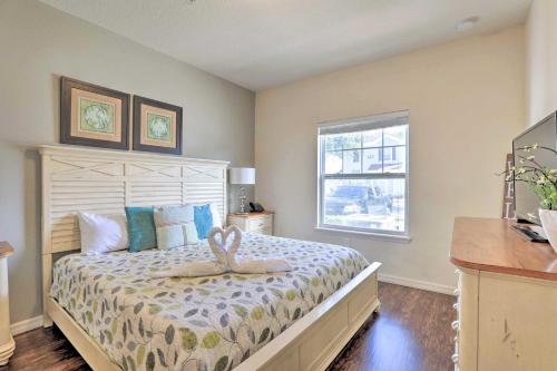 Lucaya Village Townhome with Pool 6 Mi to WDW! - image 12