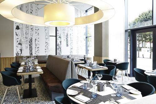 Restaurant, Novotel London Wembley Hotel in Wembley