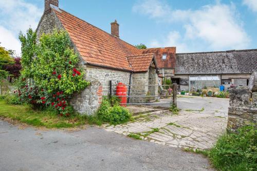 The Old Bull Stall - main image