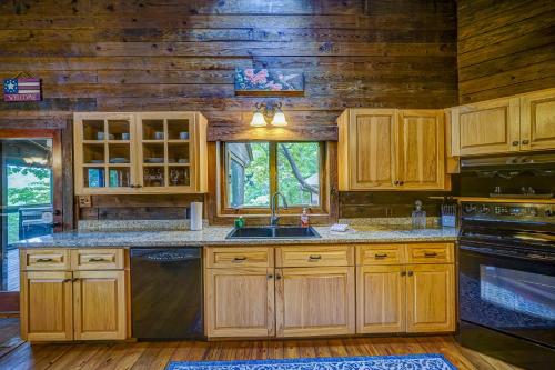 Treehouse Retreat in Jasper, USA