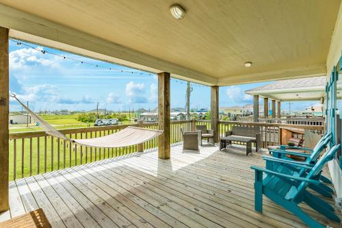 Beach Please in Crystal Beach, USA
