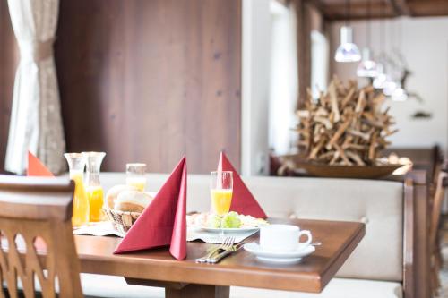 Hotel Garni Caroline – Ischgl, MO