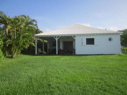 View, Maison bord de mer, belle vue, calme et confort in Berard
