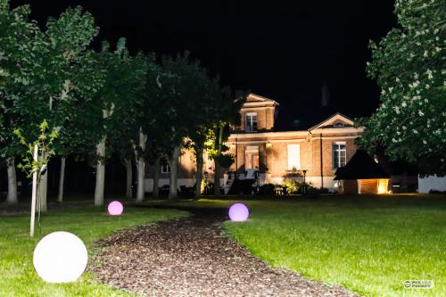 Château des Lumières Gîte et gîte insolite