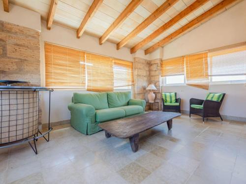 Duplex on estate with private access to the most beautiful beach in Mallorca, Campos (Foto 2)