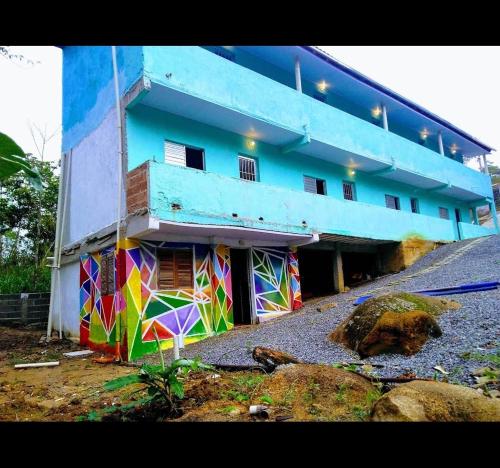 Toca do Pavão (suítes) (Toca do Pavao (suites)) in ปอร์ตัล ดาส อาร์เตส