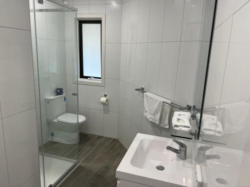 BENDIGO BOTANIC MOTEL- Oil Friendly Price – Golden Square, AL