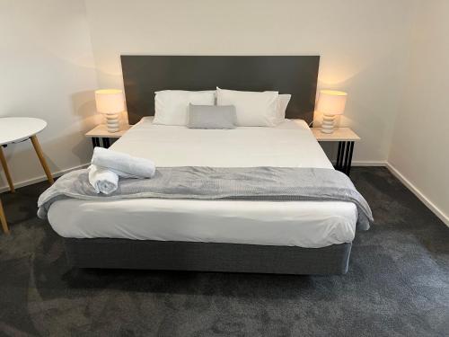 BENDIGO BOTANIC MOTEL- Oil Friendly Price – Golden Square, AL