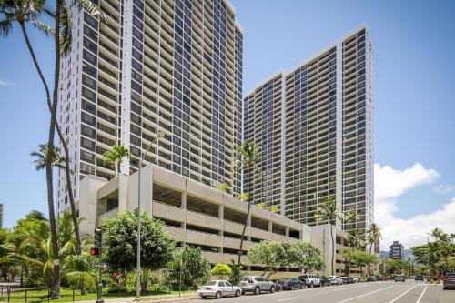 Aston at the Waikiki Banyan, Гонолулу (фото 6)