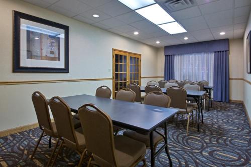 Country Inn & Suites by Radisson, Lexington, VA