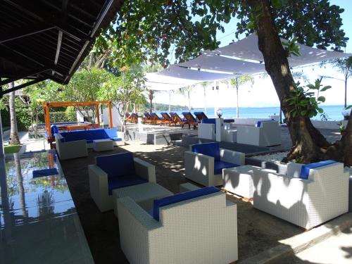 Bale Solah Beach Club & Hotel