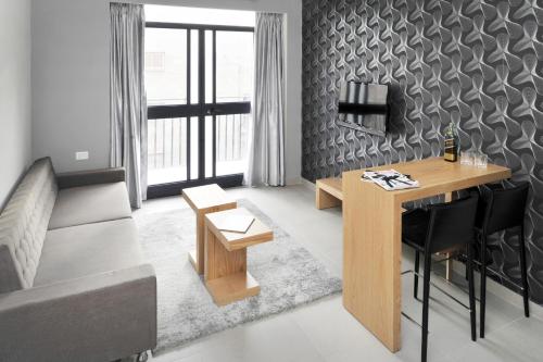 Hillel 11 Hotel - image 12