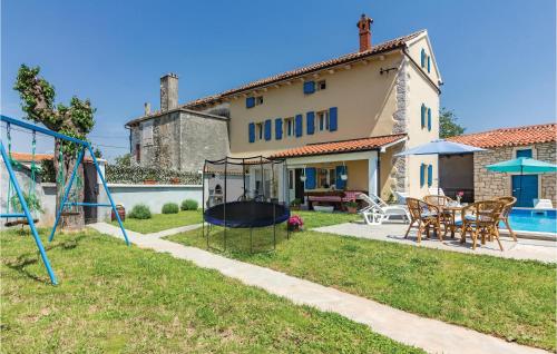 Amazing Home In Klimni With Outdoor Swimming Pool