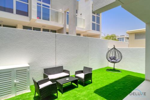 Cheerful 3BR Townhouse at DAMAC Hills 2, Dubailand by Deluxe Holiday Homes, Dubaj (fotografie 5)