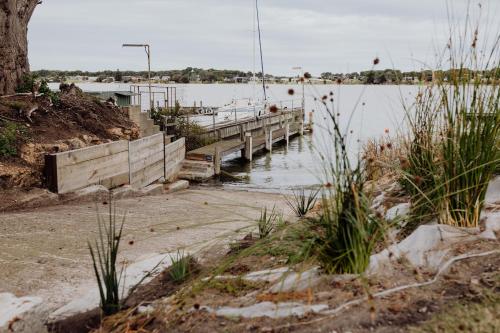 Captain John's River House