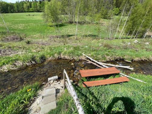 Morawski Domek pod Śnieżnikiem jacuzzi 1 na działce