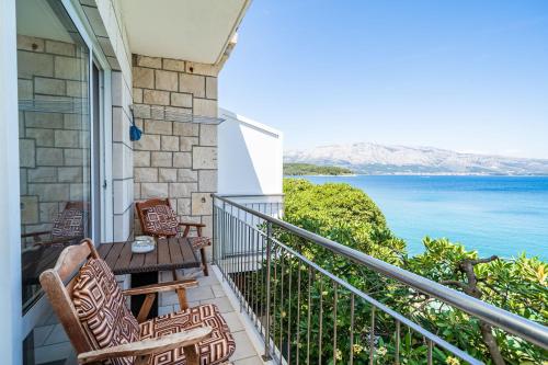 Apartments Nikolina Lu - Studio With Terrace - Lumbarda