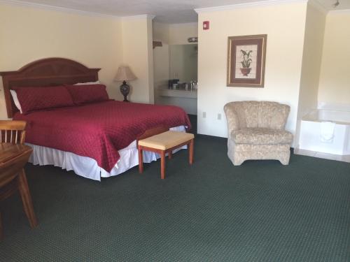 Hurricane Inn - main image