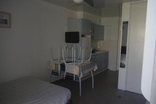 Les Stoechades - image 7