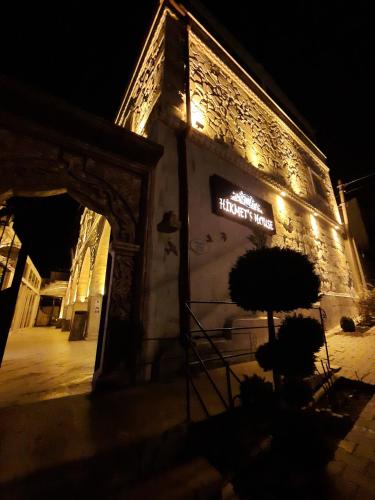 Hikmet's House - image 5