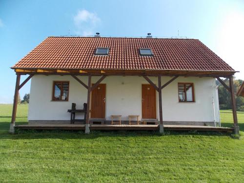 2 bedrooms, 5 beds
