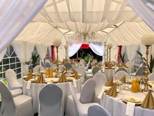 Hotel Dąbrowski Hotel Dąbrowski