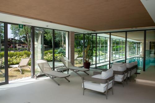 Swimmingpool, Hotel Europeo Alpine Charme & Wellness in Pinzolo
