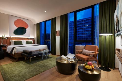 room detail thumbnail 0