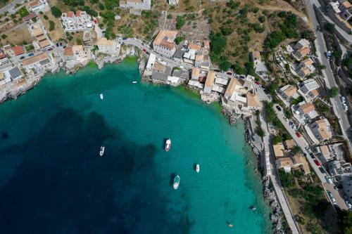 POSEIDON-APEA Villas