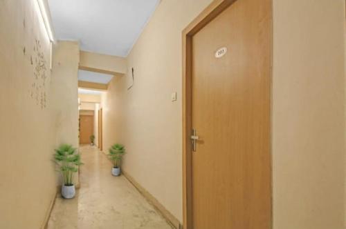 The Jumbo Stay — Hotel in Kolkata
