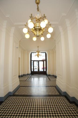 Apartments Vienna Opera 1