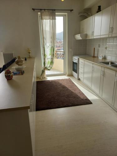 Great apartment with parking in the city center - Apartment - Tripolis