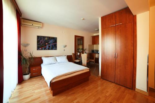 . Dental apartman