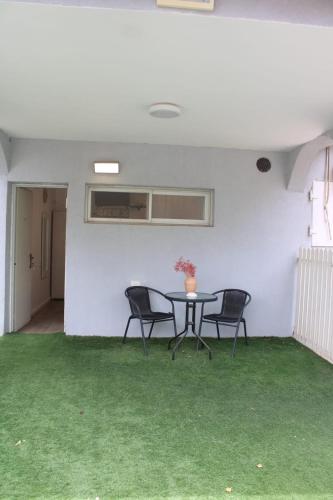 Garden, Zimmer Ba'Ir in Kfar Saba