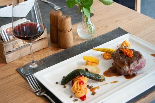 Restaurant, Rackesmillen in Enscherange