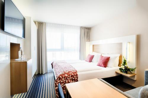 Best Western Plus Welcome Hotel Frankfurt 383m von Galli Theater entfernt