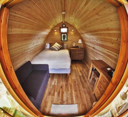 Double Eco-pod with Shared Bathroom