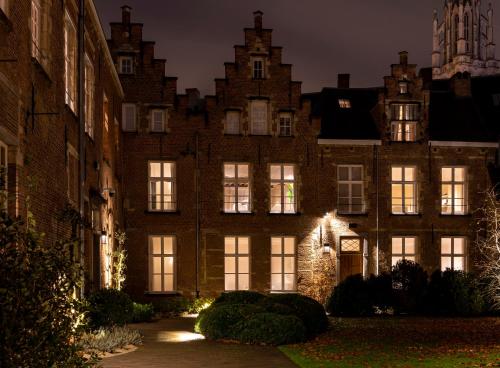 Botanic Sanctuary Antwerp - main image
