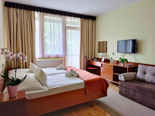 Apartman Hotel - image 4
