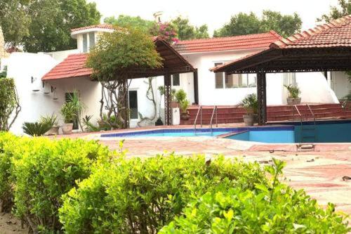 Service Apartment — Hotel in Puri